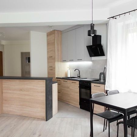 Apartament Zebcowska Ostrow Wielkopolski Exterior photo
